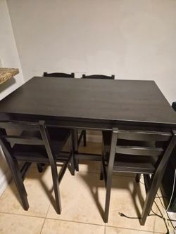 Hightop dining table with chairs