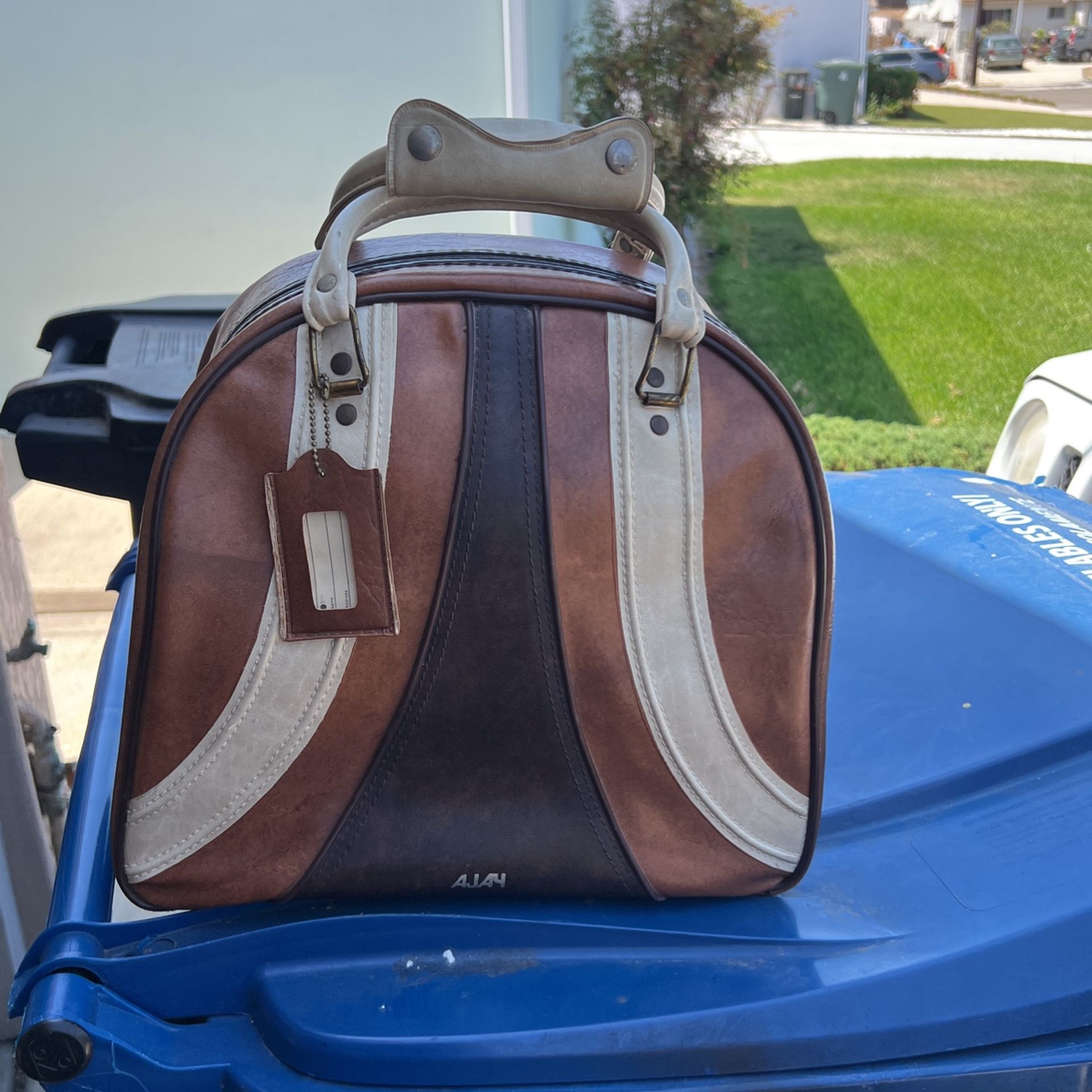 Vintage Brown Faux Leather Bowling Bag With Ball