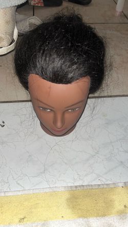 Mannequin head