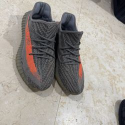 Yeezy Boost 350 V2 Beluga