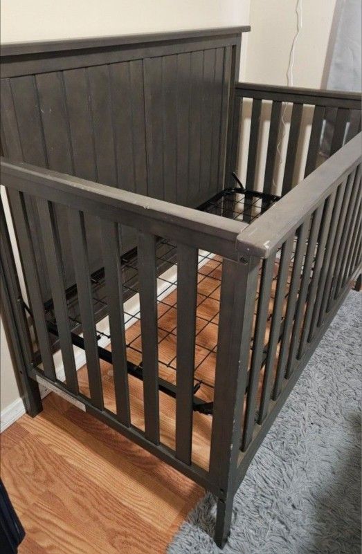 Crib - Baby to Toddler- $35.00