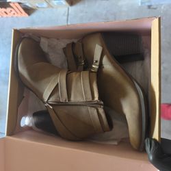 Women Boots