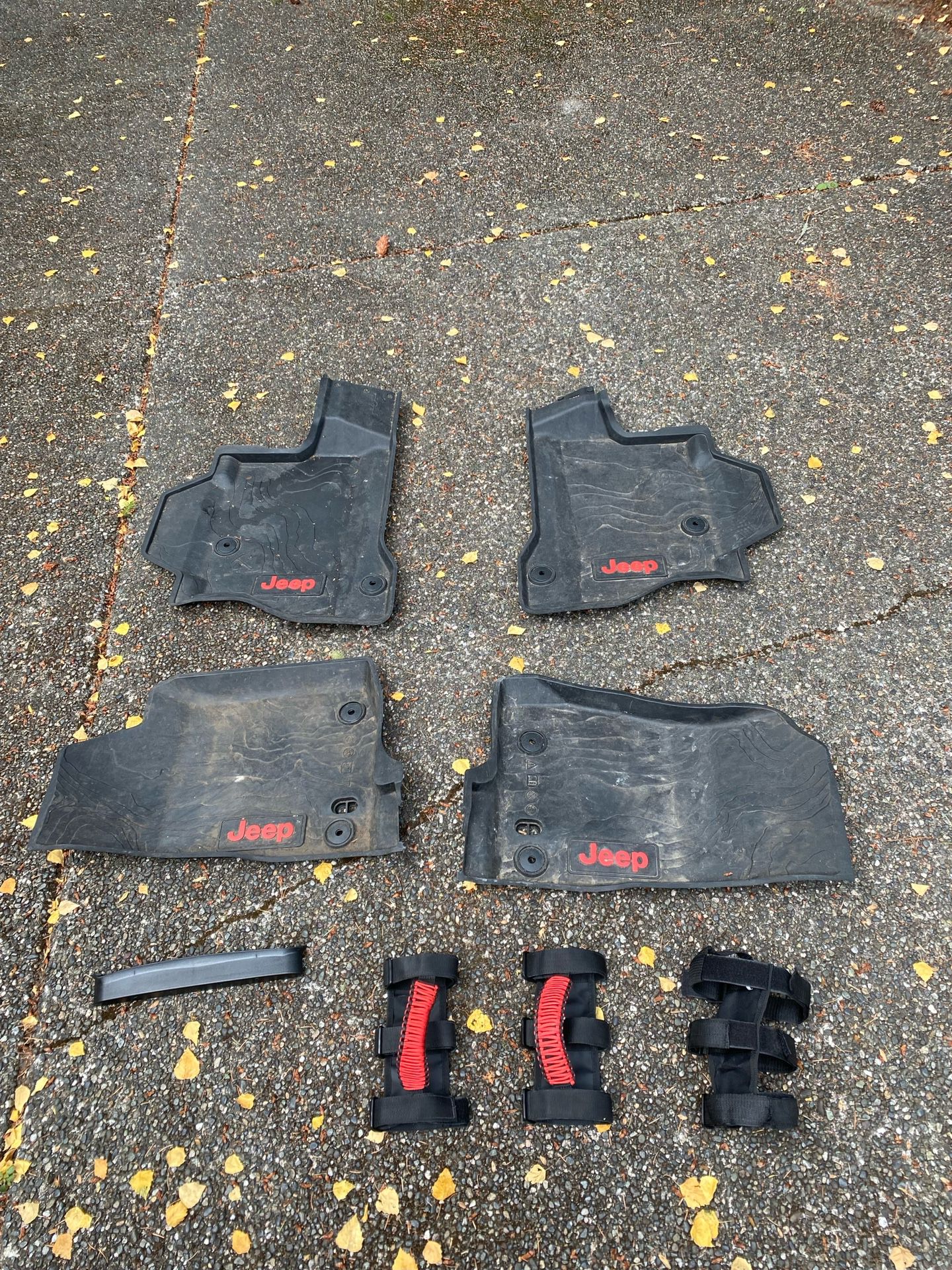 Jeep Accessories Including Laser cut custom waterproof mats as well as handles and a fire extinguisher holder (mats Cut For 2020 Gladiator truck)
