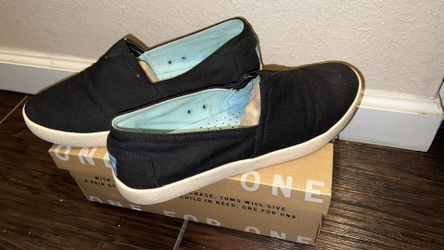 Toms