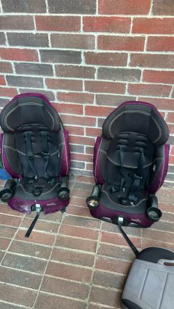 2 Car Booster Seats