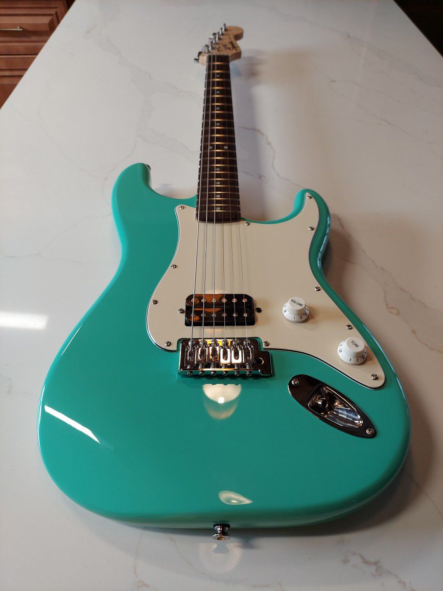 Squier Stratocaster By Fender  
