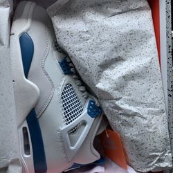 Jordan 4s Sz 9