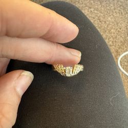 Size 8 Gold Ring