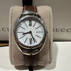 Gucci 34mm watch for women — new | Open Box —