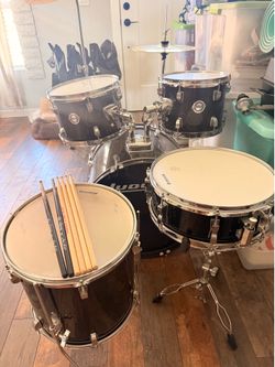 Ludwig Drum Set
