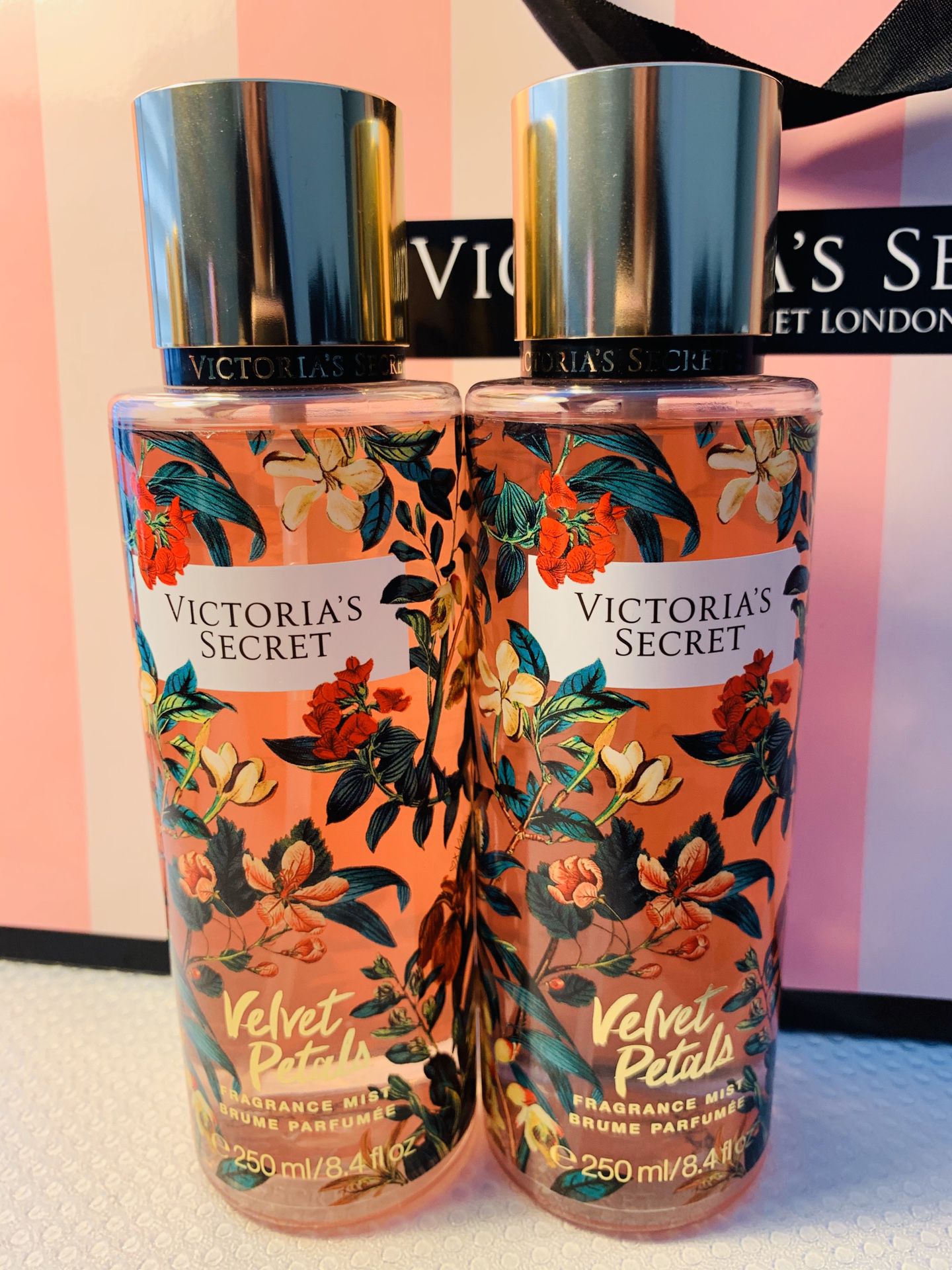 New Victoria’s Secret Velvet Petals Fragrance Mist 2 Pieces 250/8.4fl.oz