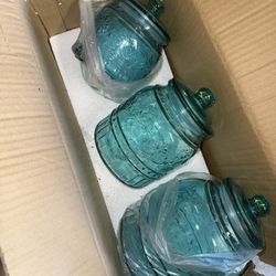 Storage Canisters 