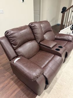 FREE COUCHES