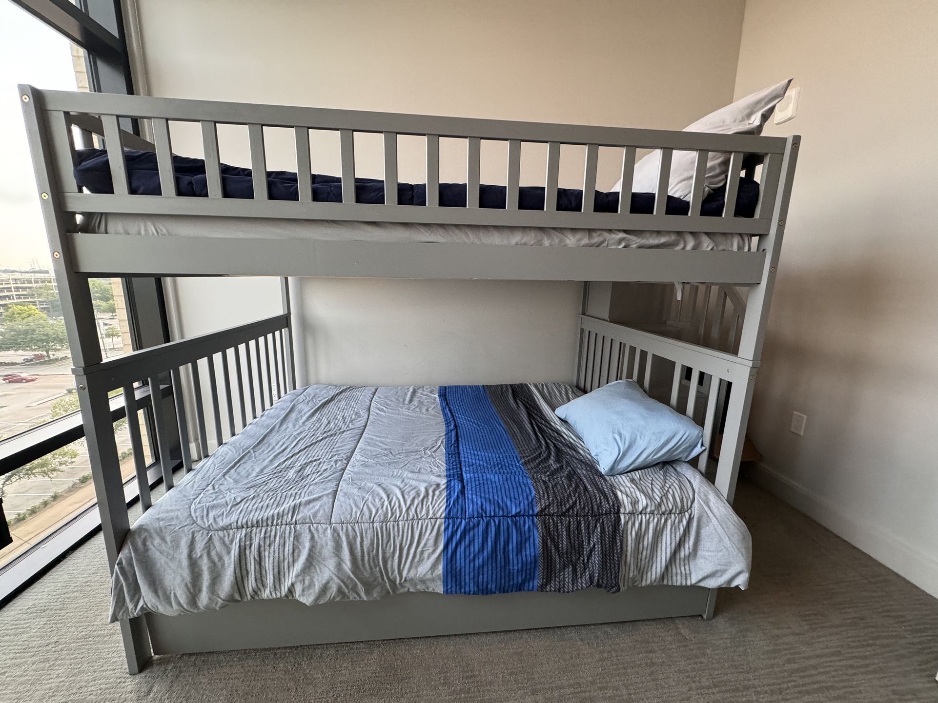 Bunk Bed With Trundle 