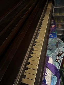 Free piano