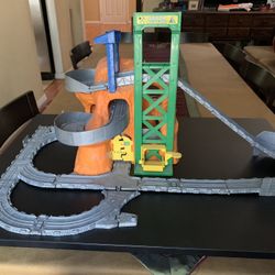 Thomas Take N Play So for Rock Quarry