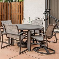 Tropitone Patio Set