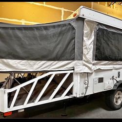 2004 StarCraft RT11 pop up trailer