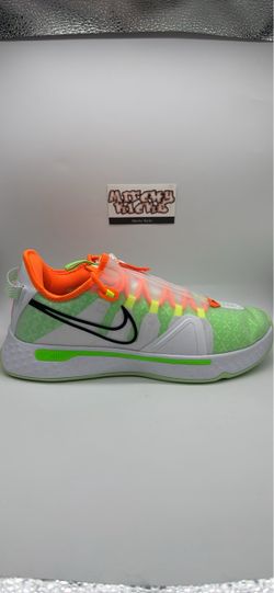Nike PG 4 Gatorade White Sz. 12