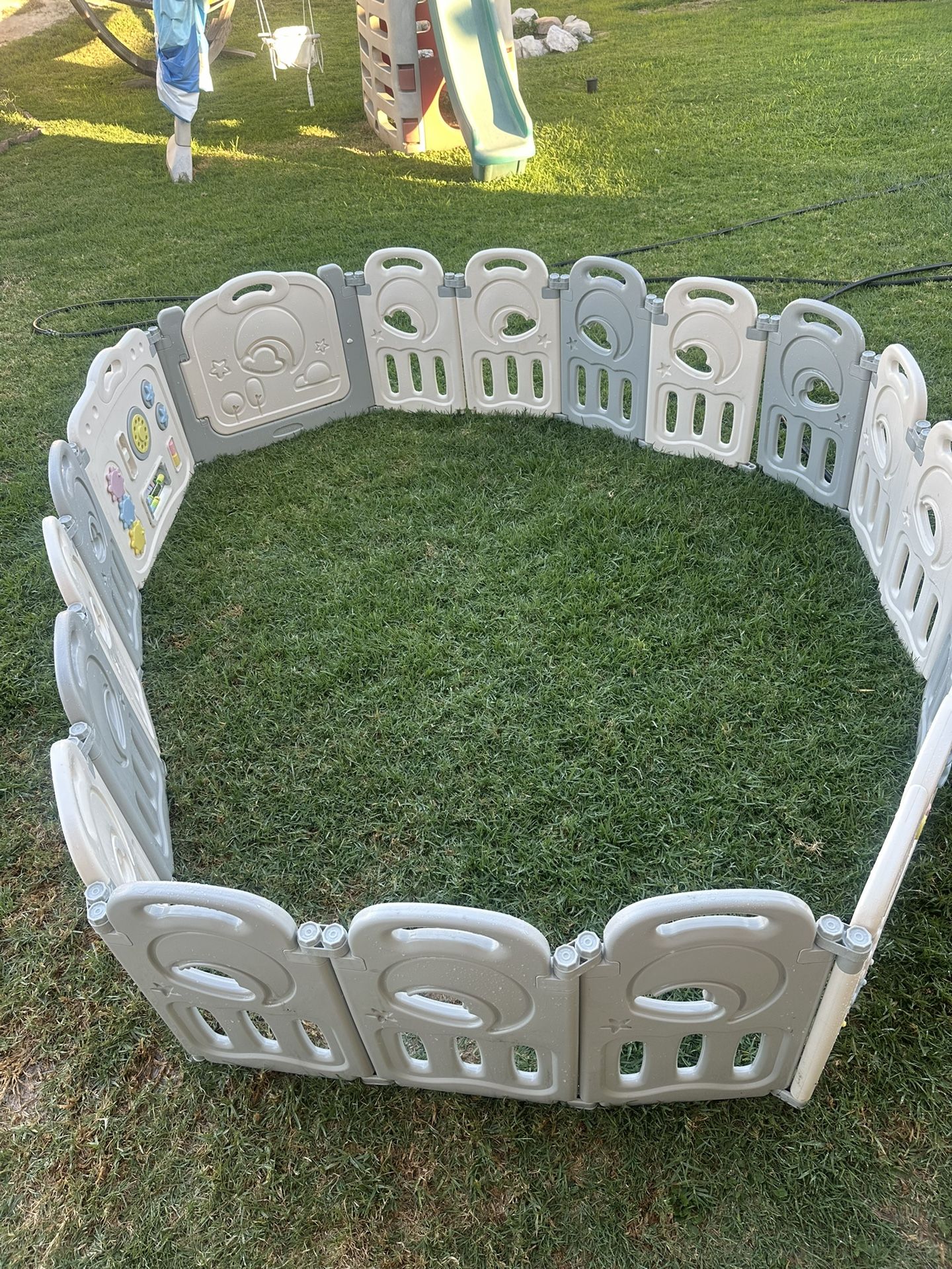 2-Foldable Baby Playpens