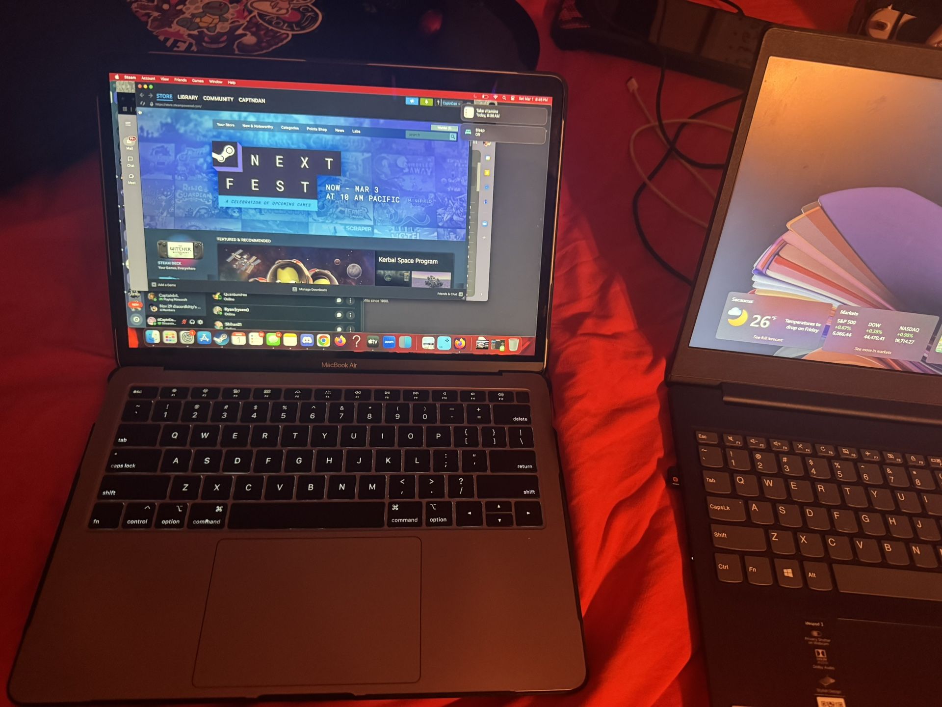 2019 Mac Book Air & KINDLE