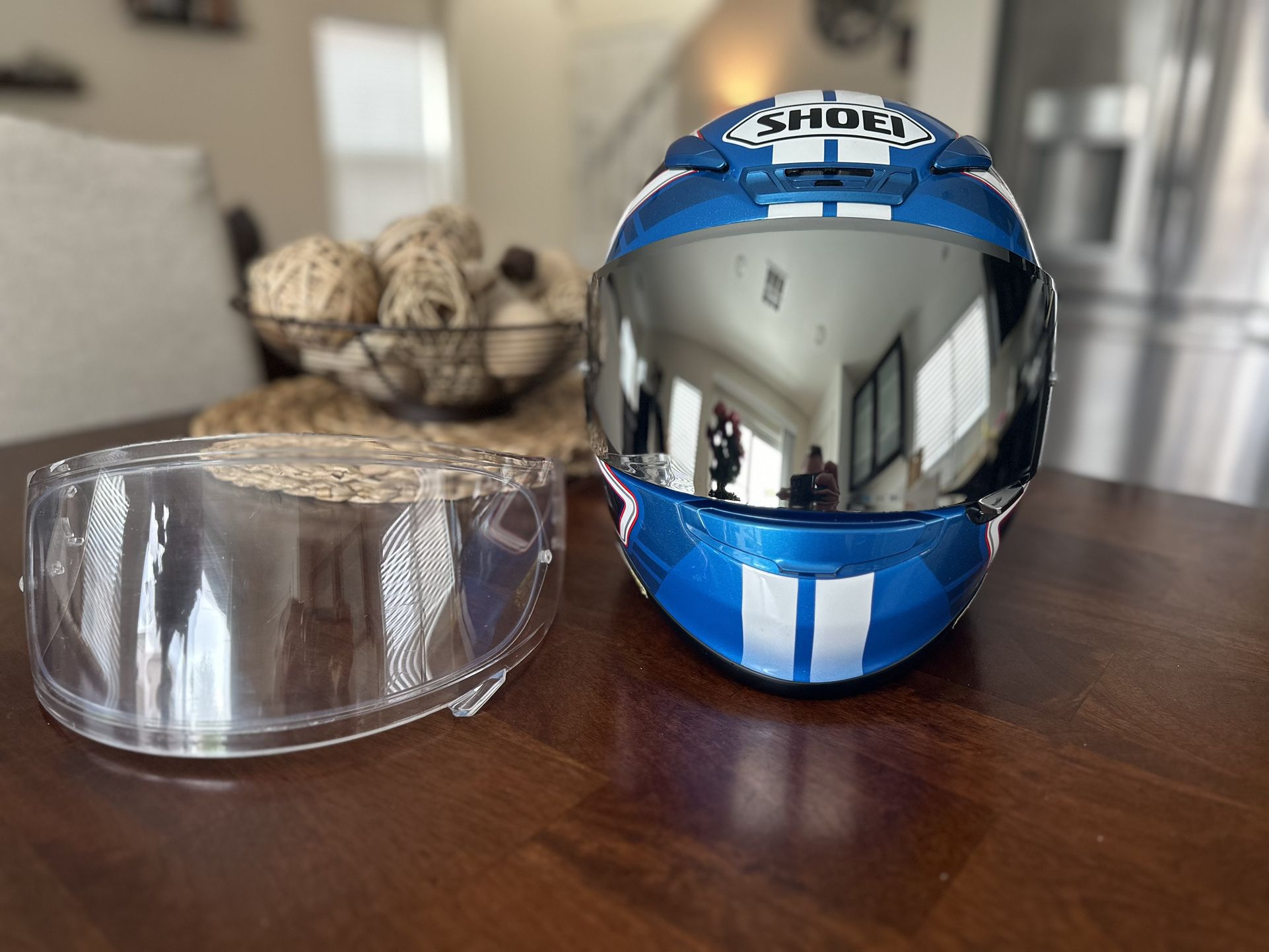 Shoei RF-1200 Valkyrie TC-2 MotoGP Racing Motorcycle Helmet Size S  w/Iridium And Clear Visors