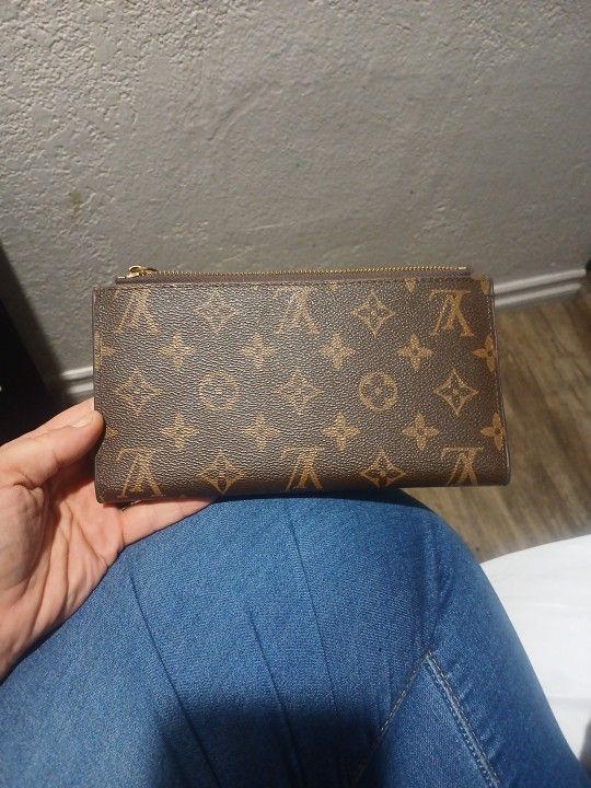 Lv Clemance Wallet