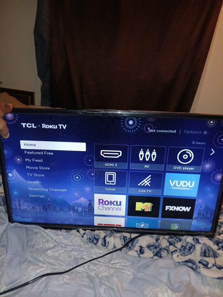 TLC ruku TV 32in