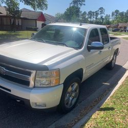 2009 Chevrolet Silverado 1500 Crew Cab