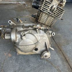  Lt 250 motor  Suzuki OBO