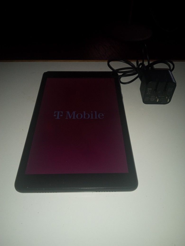 Nice Tablet With Charger