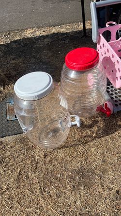 Carafones for flavored water