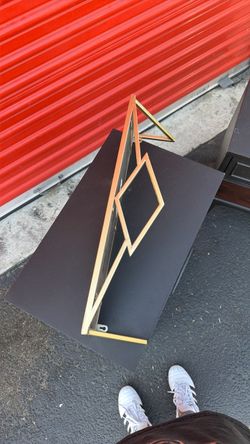 Hanging shelf