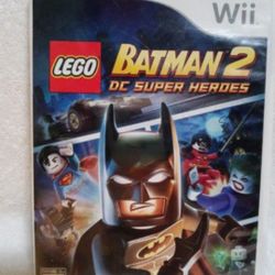 Excellent Condition LEGO Batman 2 Video Game For Nintendo Wii..ZERO Scratches