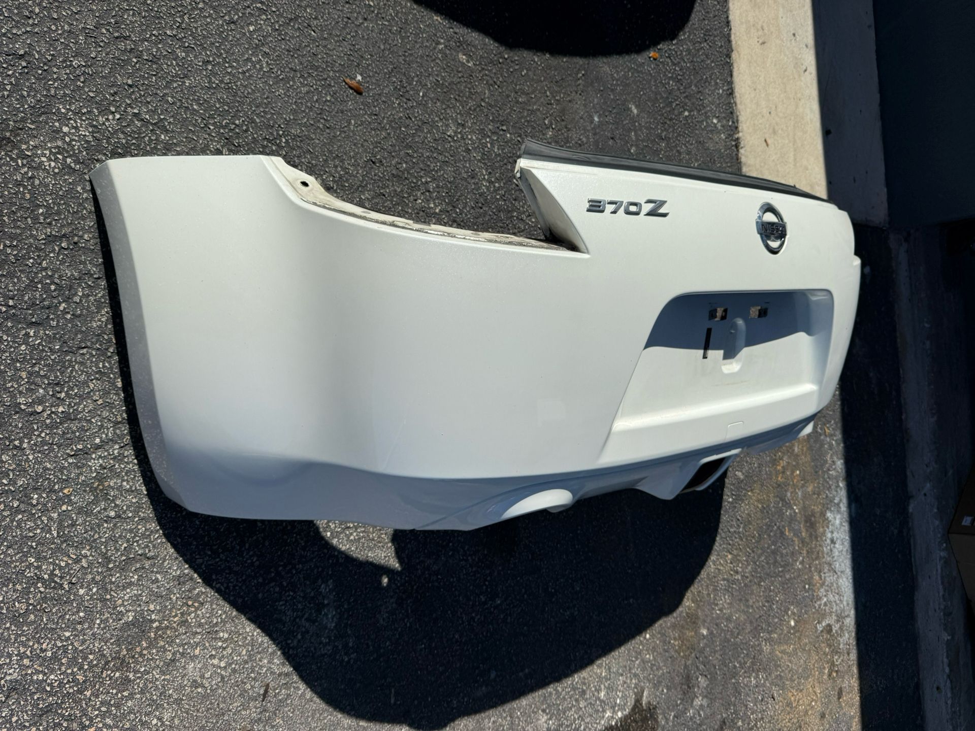 Mint !!!! 2009 - 2020 NISSAN 370Z REAR BUMPER FASCIA COVER ASSEMBLY WHITE QAB