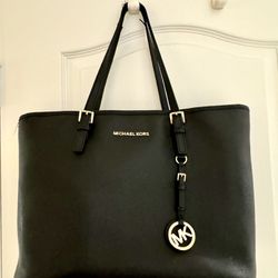 Michael Kors Womens Black Leather Double Strap Tote
