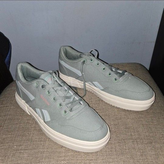 Womens Reebok Shoes