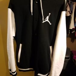 jordan hoodie large