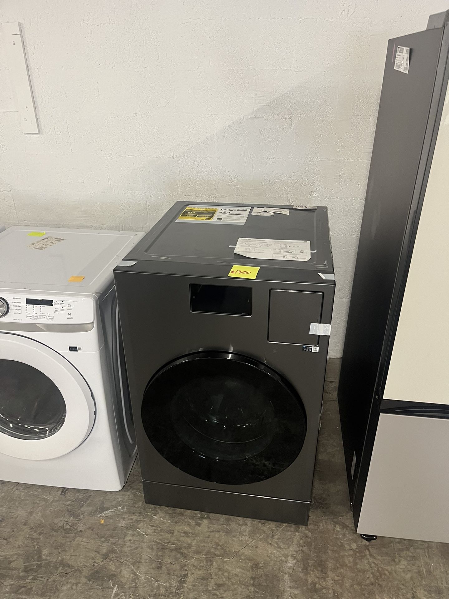 Today only HOLIDAY SALE , Samsung Bespoke All in One (new)