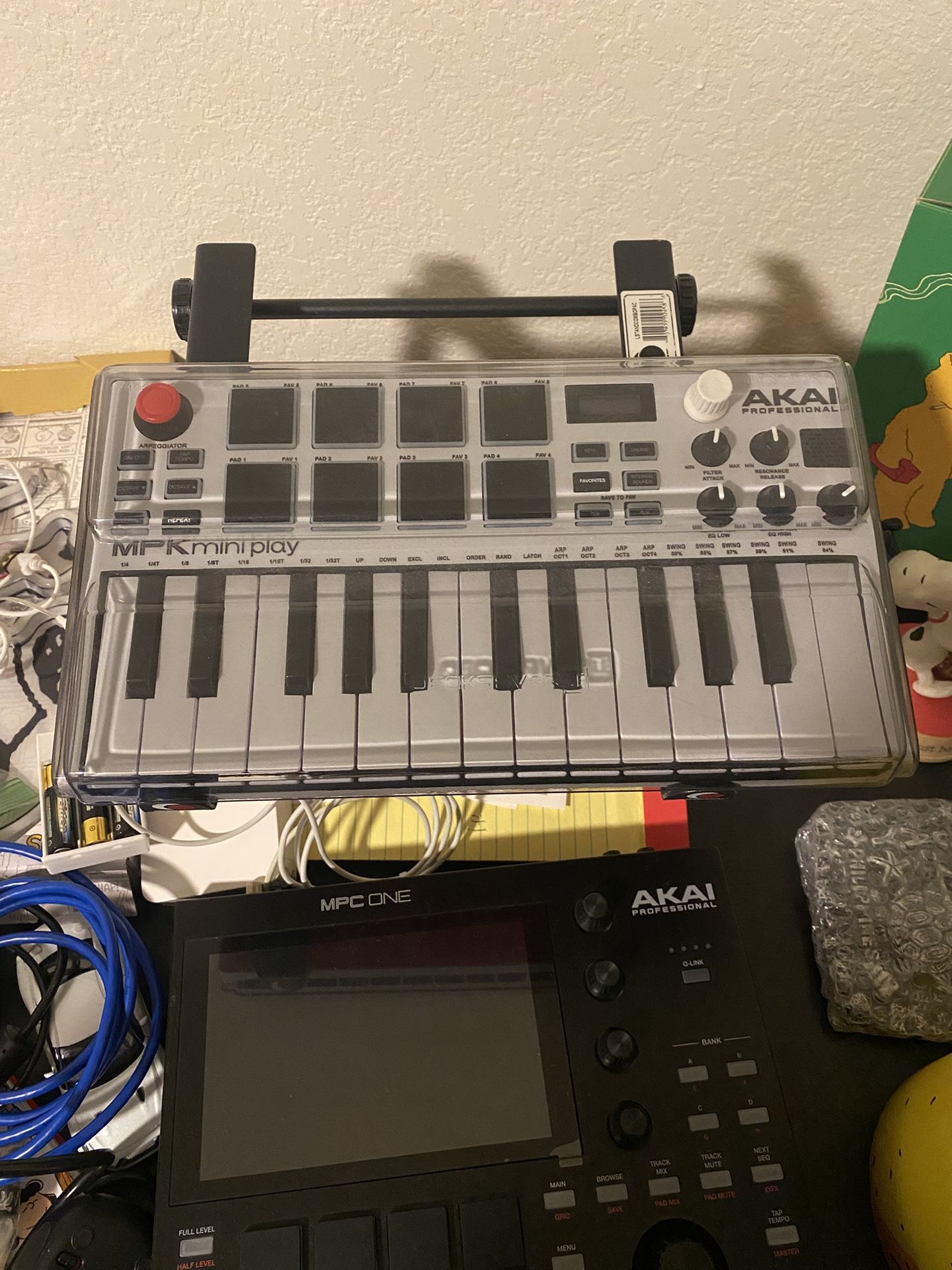 Akai Mini Play MIDI Controller Keyboard 