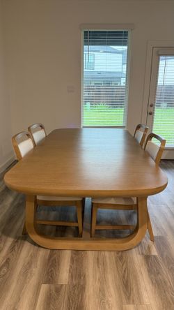 Canyon Sandstone 5 Pc Dining Room With Upholstered Chairs