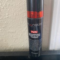 Limpiador De Brochas De Maquillaje/ Professional Brush And Tool Cleaner 