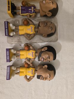 older LAKERS bobble Head Set 