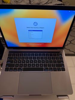 Macbook pro 13”MacOS 2022 Montaray, Ram 16gb, SSD 1TB , apple Core-I5, with box
