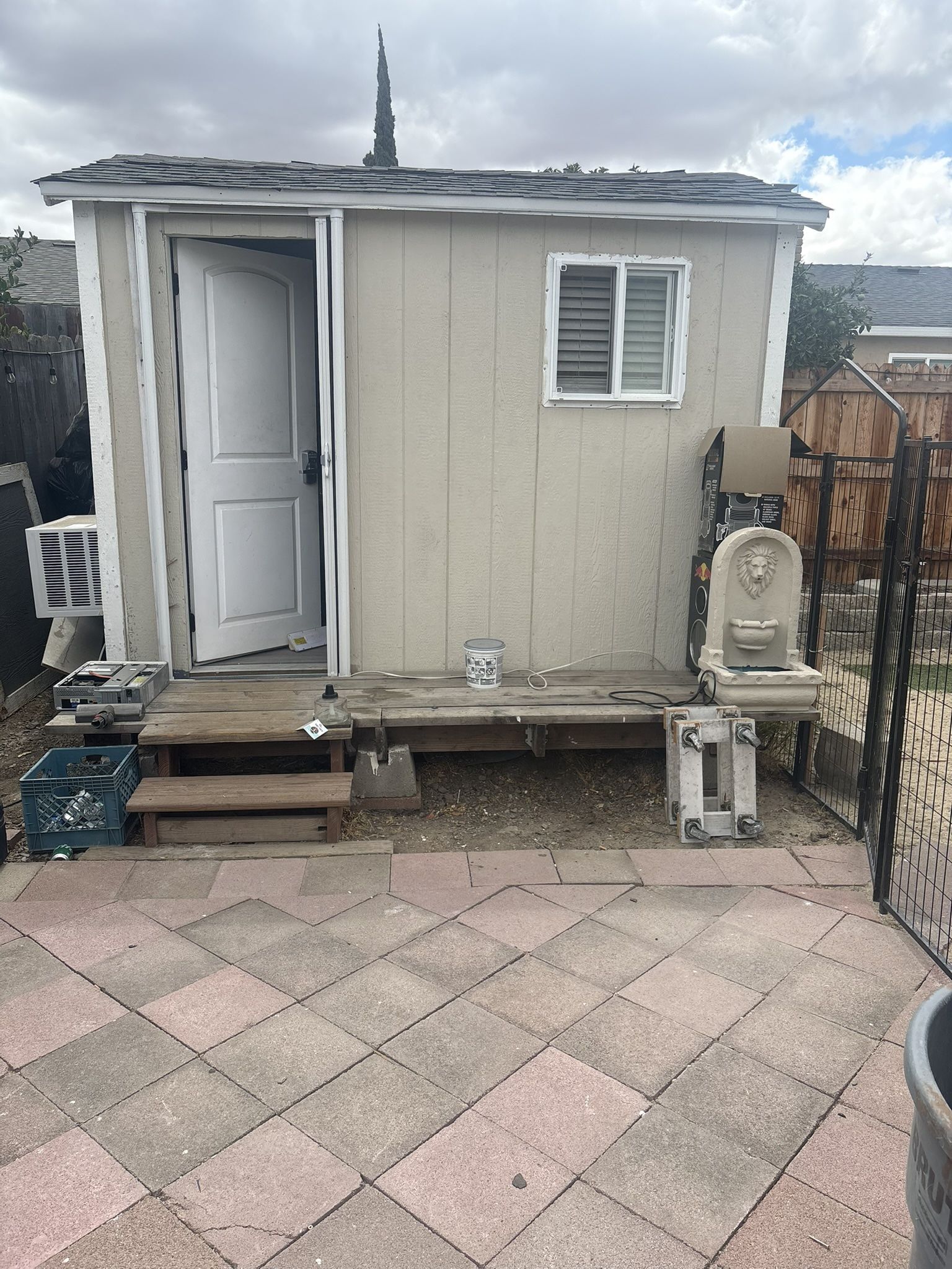Shed