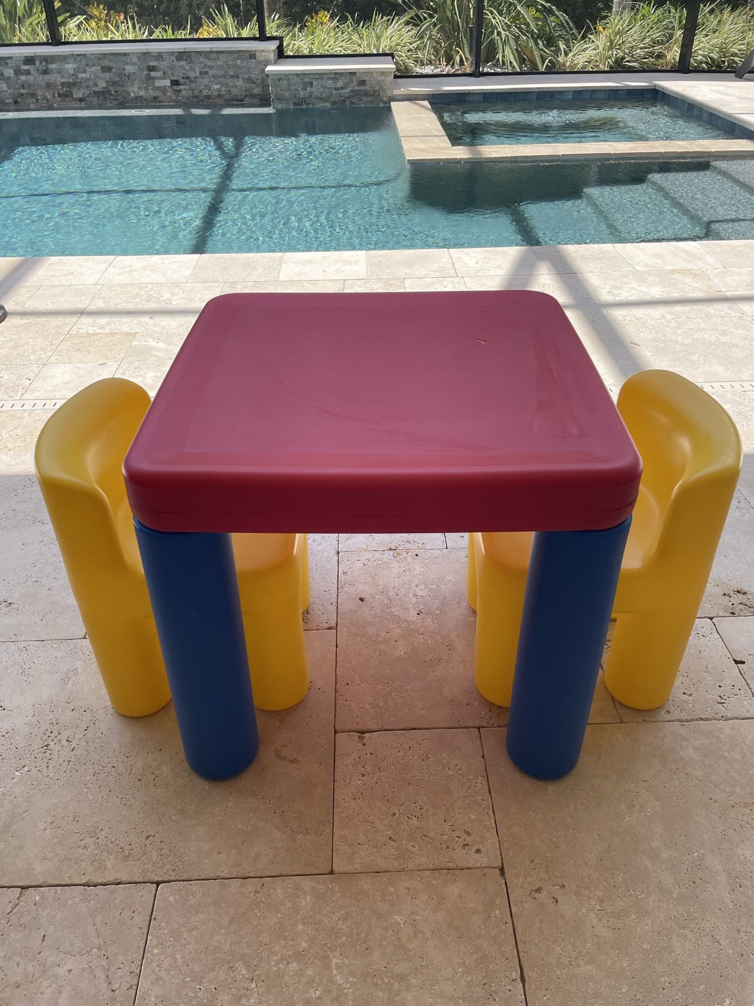 Little Tikes - Table/Chair (2) Set