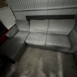 City Furniture Pull Out Sleeper Couch (Full Sized Mattress