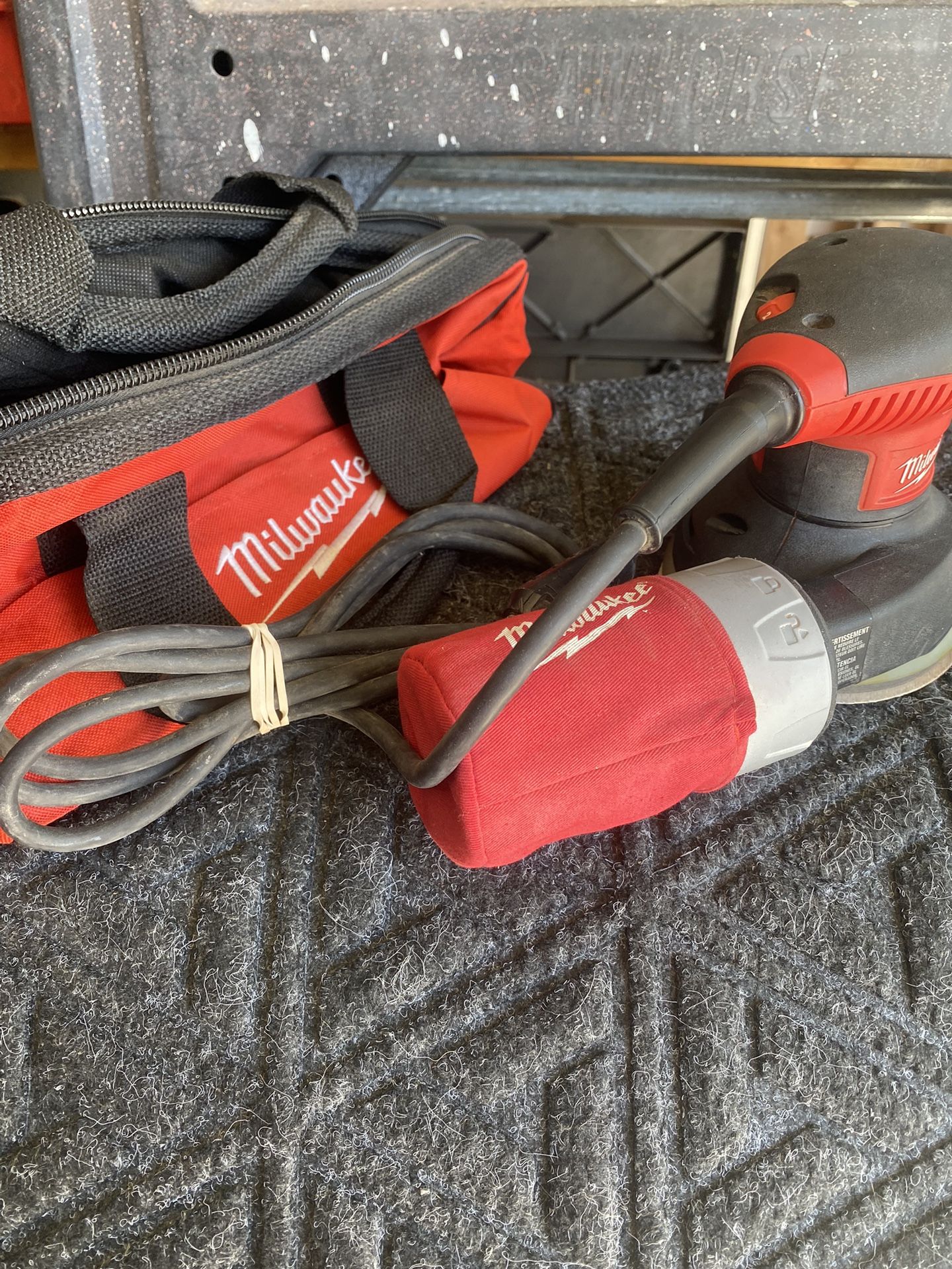 Milwaukee Variable Speed Corded Sander