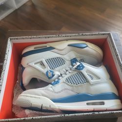 JORDAN RETRO 4 MILITARY BLUE
