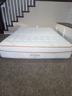 Saatva Plush Soft Queen 14.5” Mattress